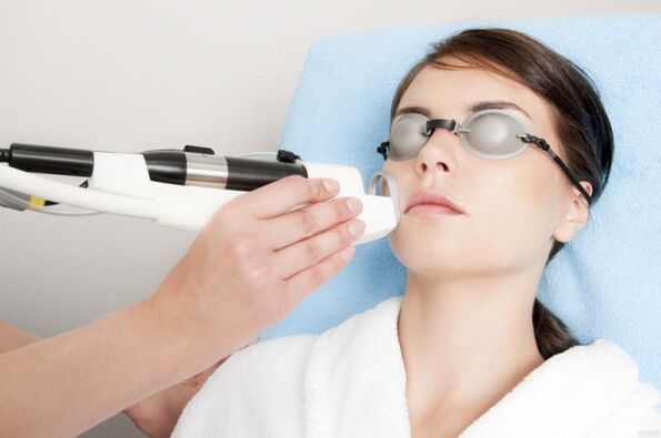 effectuer une procédure de rajeunissement de la peau au laser